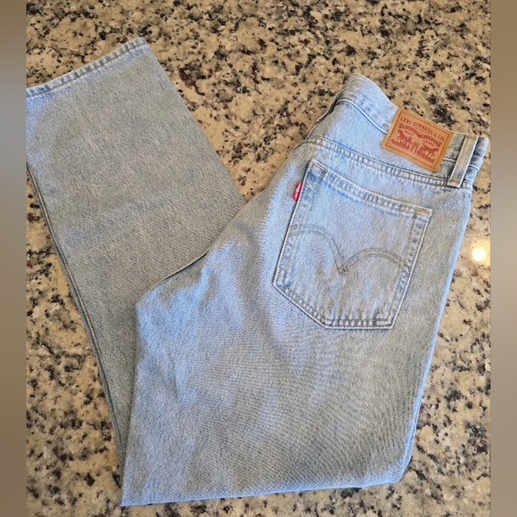 Levi red tab jeans - Picture 3 of 11